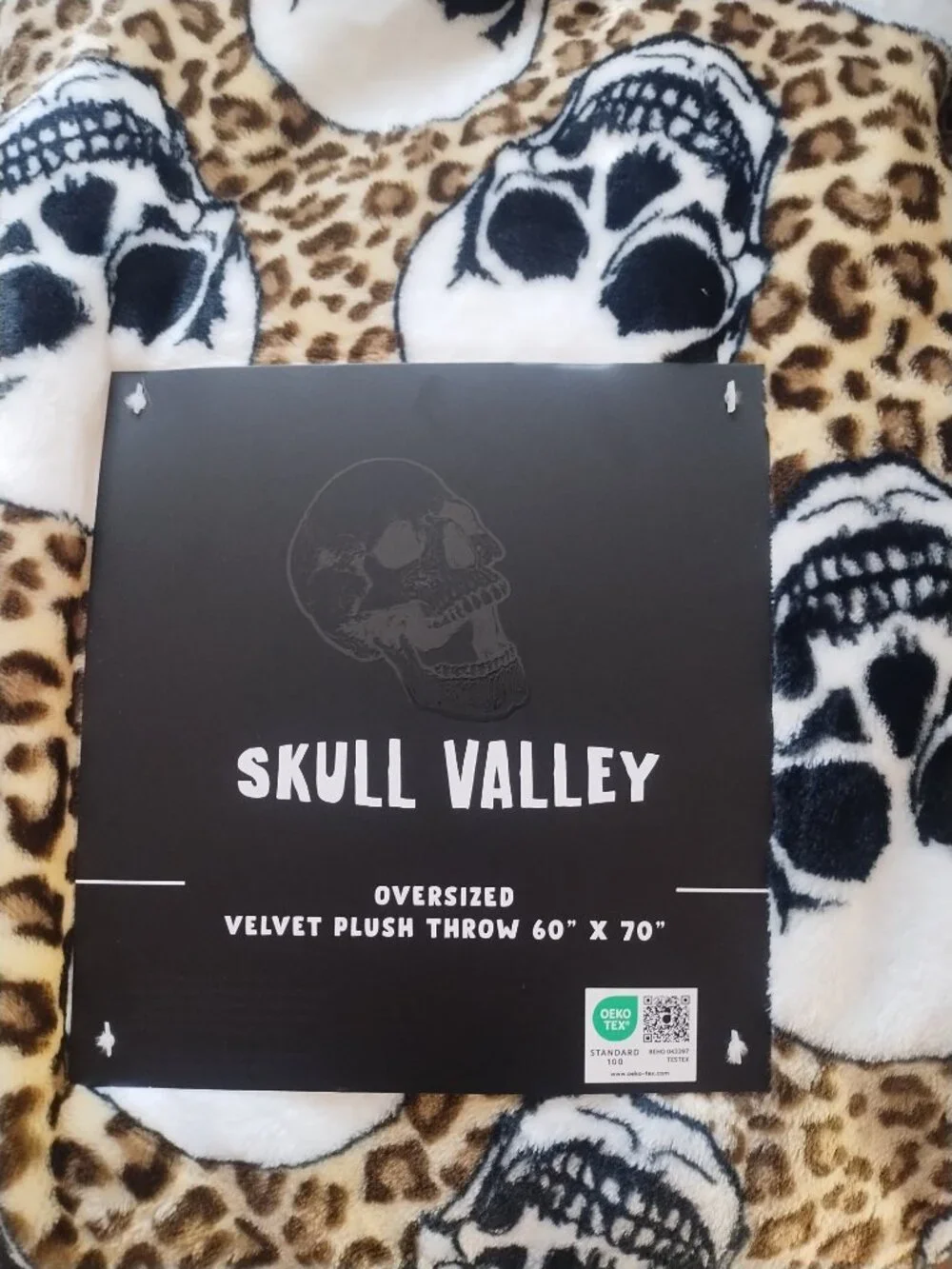 Skull valley plush blanket